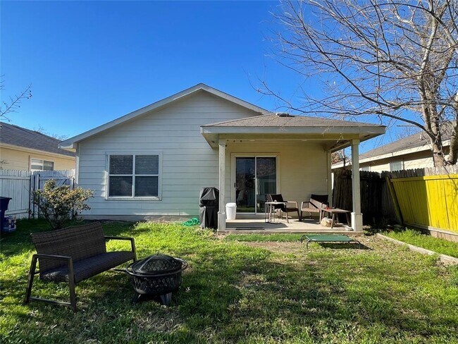 Building Photo - 1513 Coriander Dr