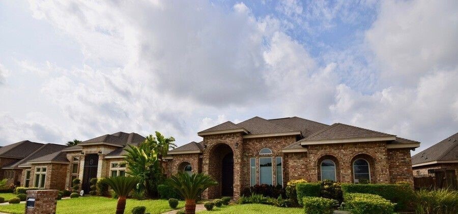 Primary Photo - 1919 W Ventura Dr