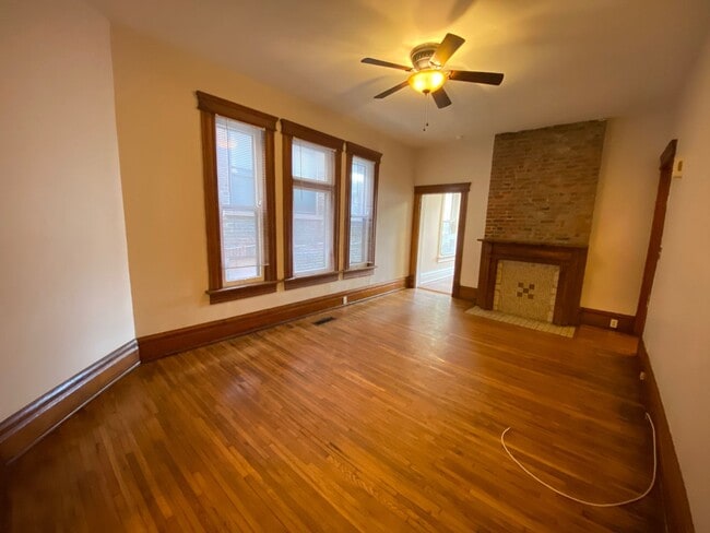 Building Photo - W 1st Ave 145-147 MLR