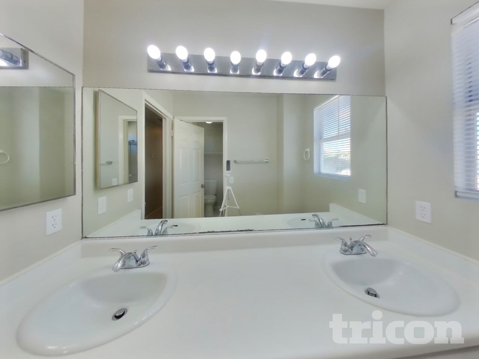 Building Photo - 2188 Alisa Maria Way