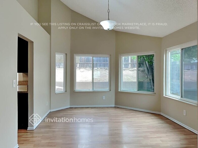 Building Photo - 28376 Ashford Ct