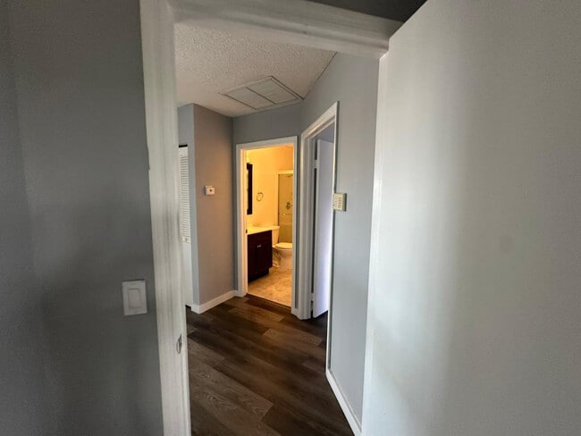 Building Photo - 7700 Stone Harbour Dr