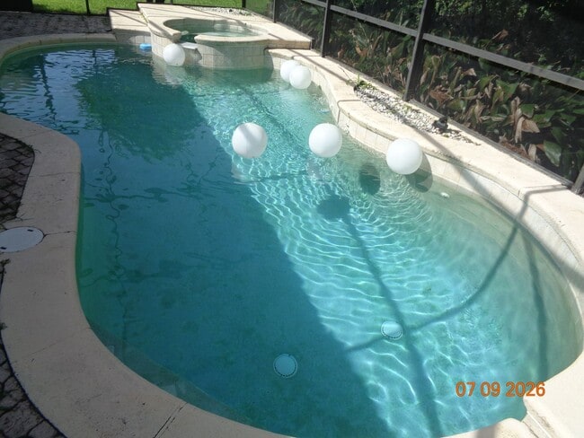 Building Photo - Beautiful 4 Bed/ 3bath Pool home