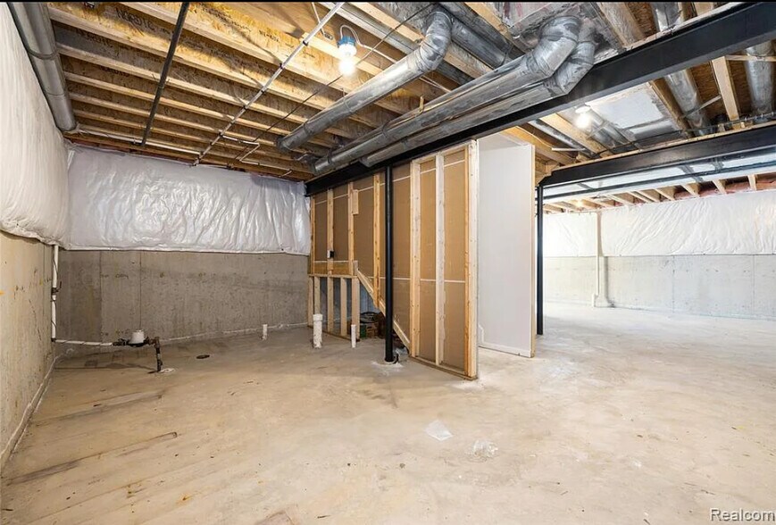 Building Photo - 3449 Haverford Dr