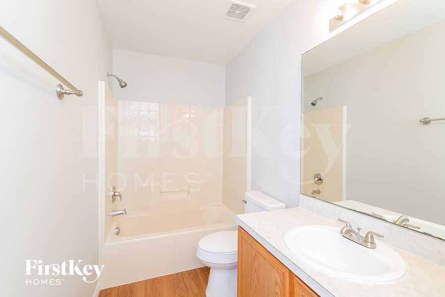 Building Photo - 912 Cumbran Ln