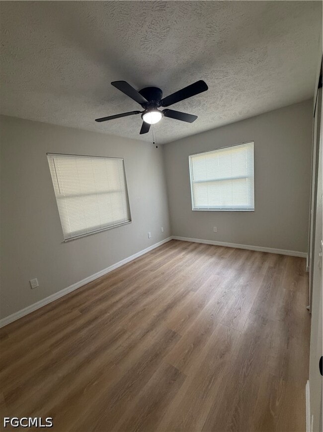 Building Photo - 1403 SE 11th St