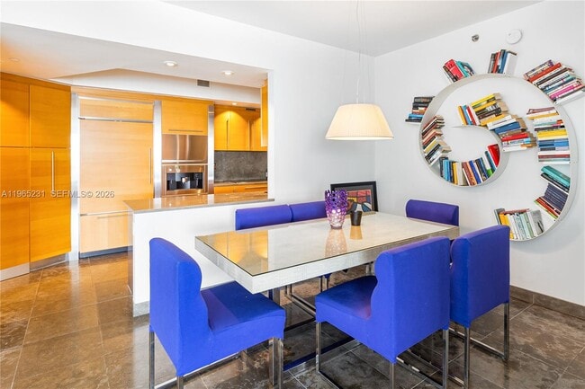 Building Photo - 450 Alton Rd