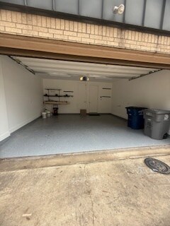 Building Photo - 3008 Zenia Dr