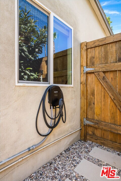 Building Photo - 17150 Cantlay St