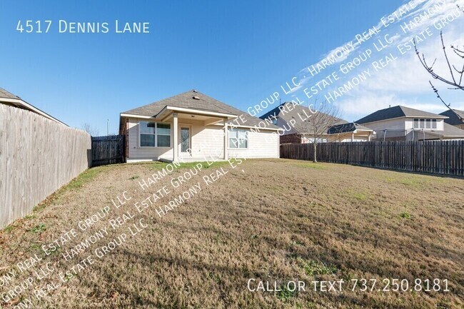 Building Photo - 4517 Dennis Ln