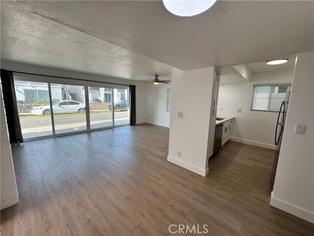 Building Photo - 122 46th St