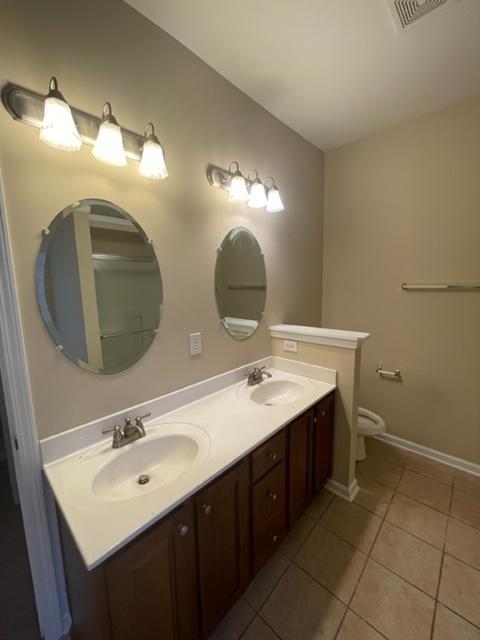 Building Photo - 348 Vesta Dr