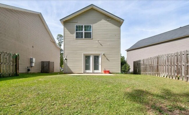 Building Photo - 106 Sageland Pl