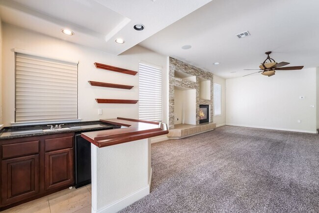 Building Photo - Beautiful Three Story, Five Bedroom Home with Lagoon Style Pool and Spa