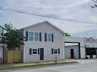 Building Photo - 5211 Ave S