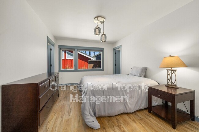 Building Photo - 7009 Stanich Ave