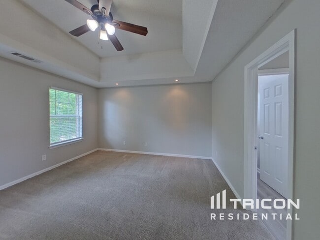 Building Photo - 6684 Overlook Ridge