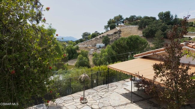 Building Photo - 28329 Foothill Dr