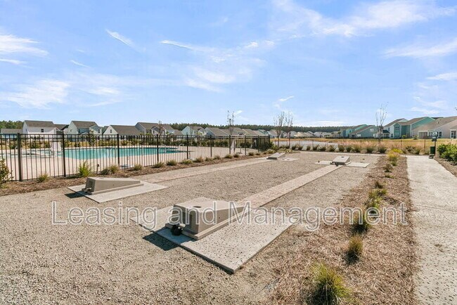 Building Photo - 245 Summer Tanager Dr