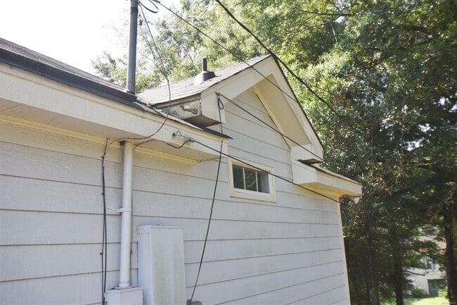 Building Photo - 109 Mountain Laurel Rd