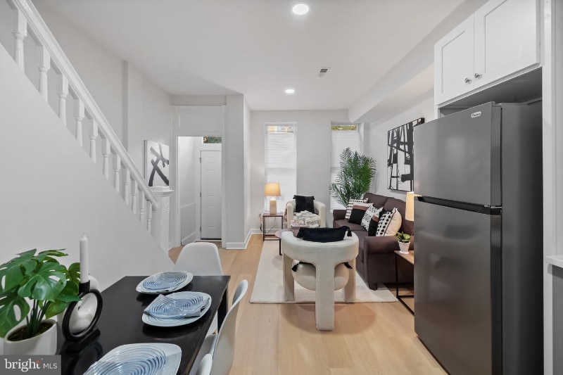 Building Photo - 431 Whitridge Ave