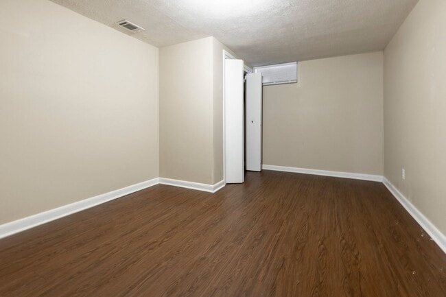 Building Photo - 3857 Darlene Dr