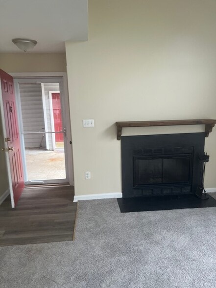 Building Photo - 14015 Vista Dr