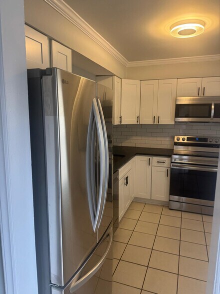 Building Photo - 8412 Rust Wood Pl