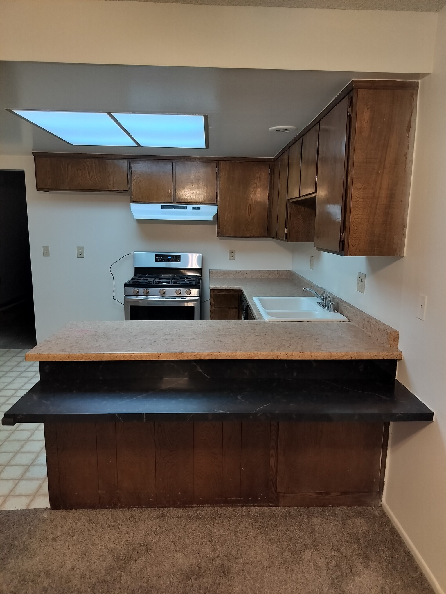 Building Photo - 15752 Taft Ln