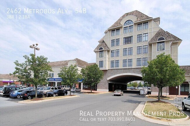 Building Photo - 2462 Metrobus Aly