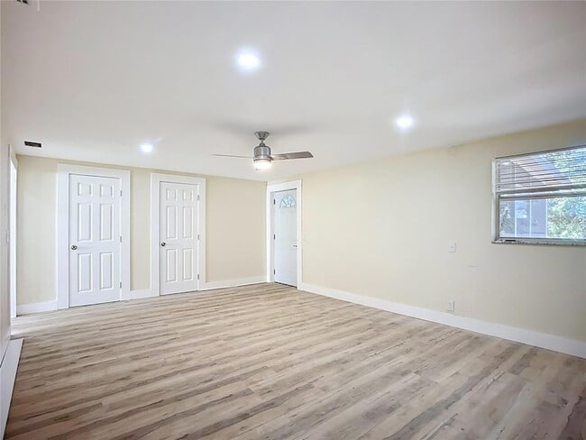 Building Photo - 4513 W Gray St