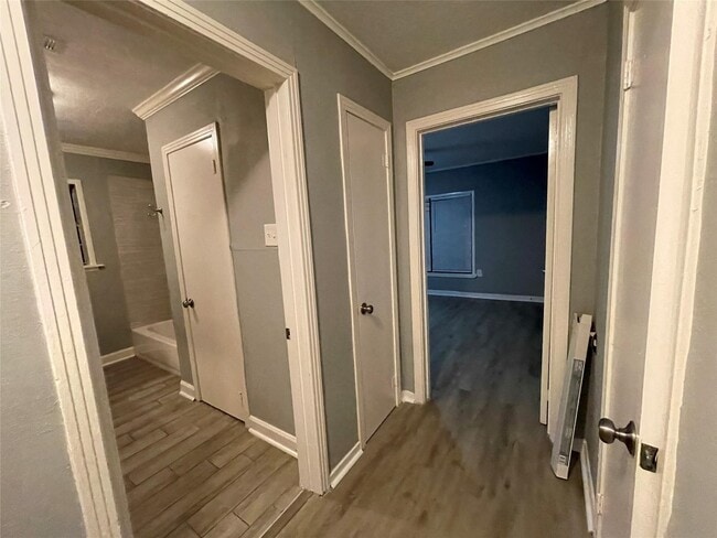 Building Photo - 2330 Cedar Dr