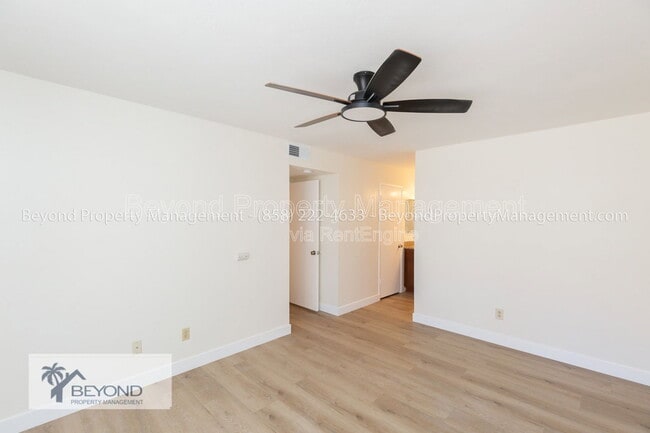 Building Photo - 9316 Twin Trails Dr