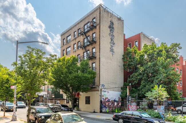 Building Photo - 94 Havemeyer Street