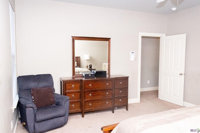 Building Photo - 7132 Marshall Bond Dr