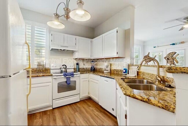 Building Photo - 5002 Mangrove Aly