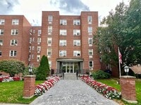 Building Photo - 39 Glenbrook Rd
