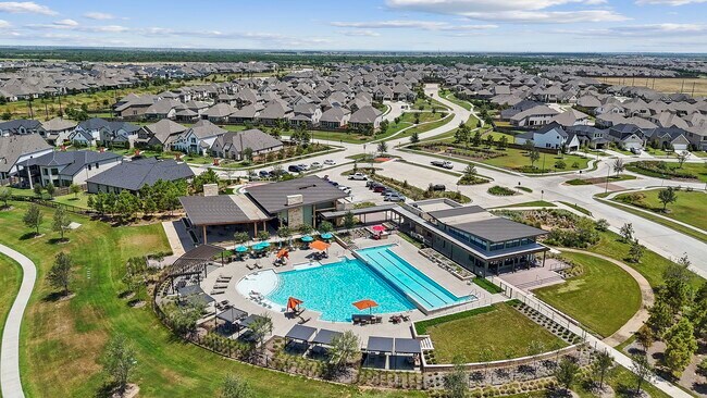 Building Photo - 7019 Winterberry Gln Ln