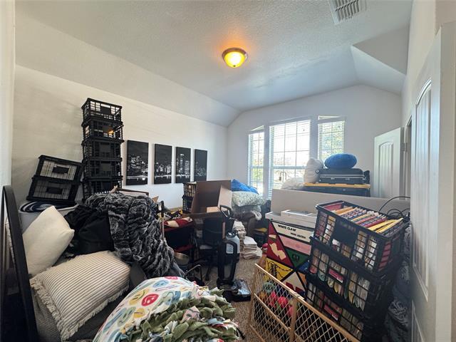 Building Photo - 1020 Lake Sierra Wy