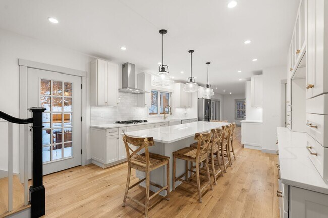 Building Photo - Keystone