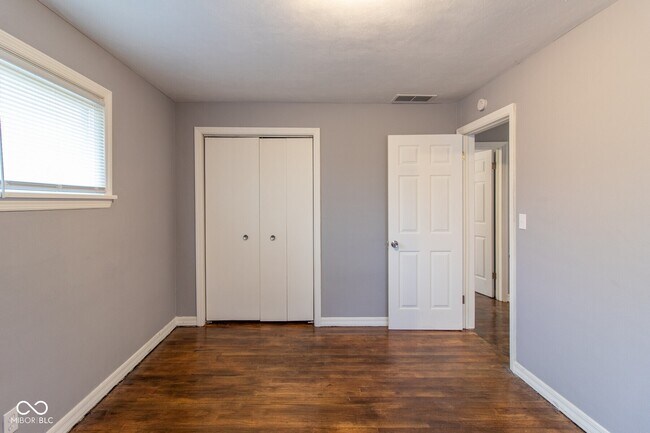 Building Photo - 1924 Lowell Ave