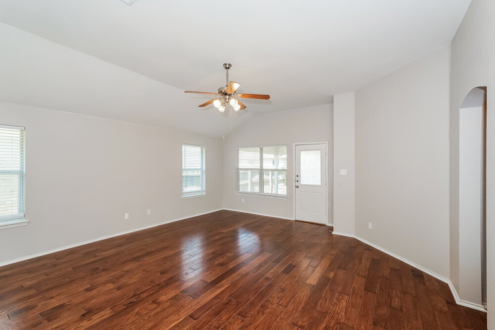 Building Photo - 7617 Rainbow Creek Dr