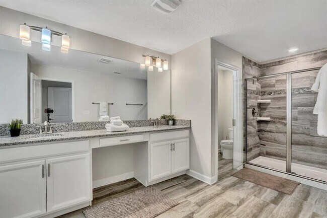 Building Photo - 4769 Kings Castle Cir