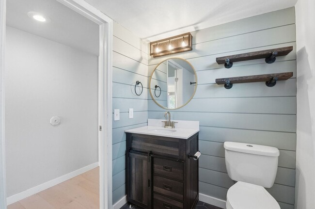 Building Photo - remodeled 3 bedroom Oak Vally Ranch Home