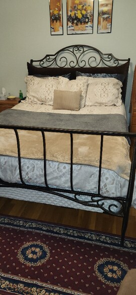 Building Photo - 24302 Kent Easthill