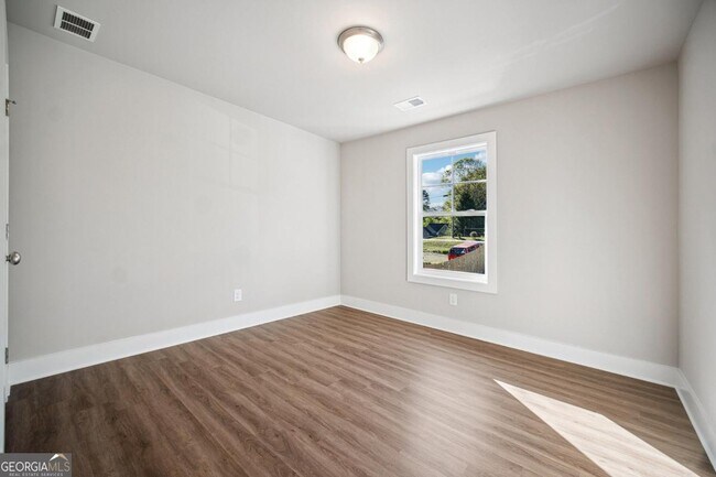 Building Photo - 6405 Crystal Cove Trail