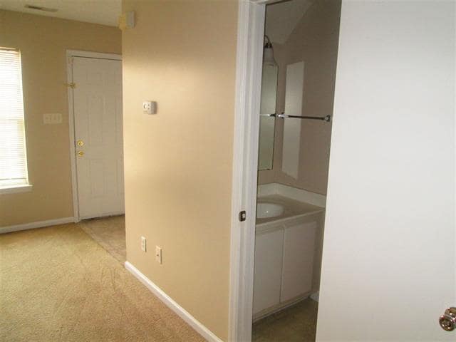 Building Photo - 895 W Pueblo Dr