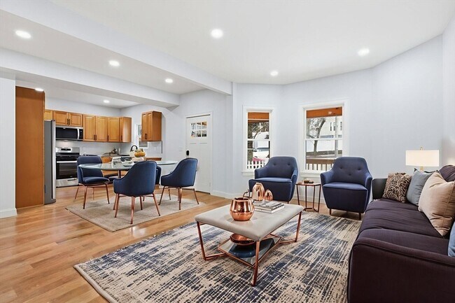 Building Photo - 438 Talbot Ave