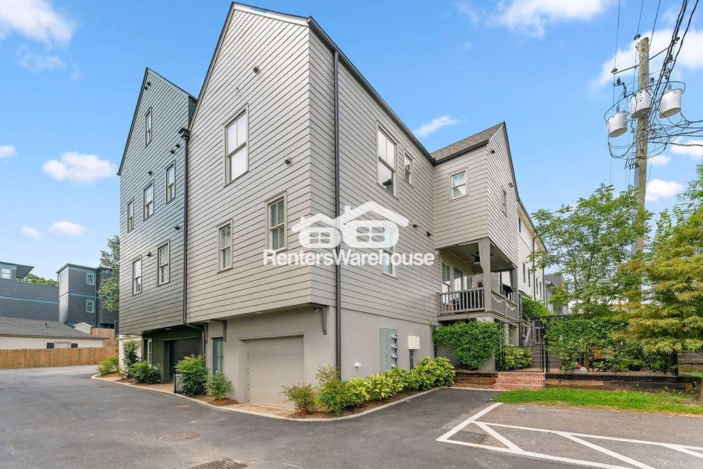 Building Photo - 679 Arcos Way SE