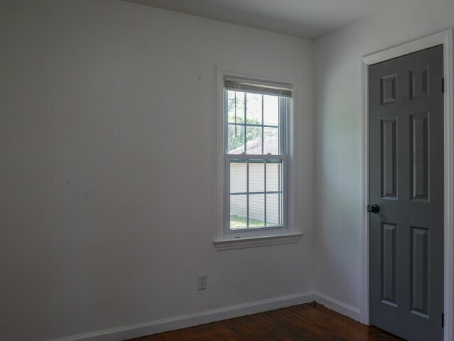 Building Photo - 18938 Beland St